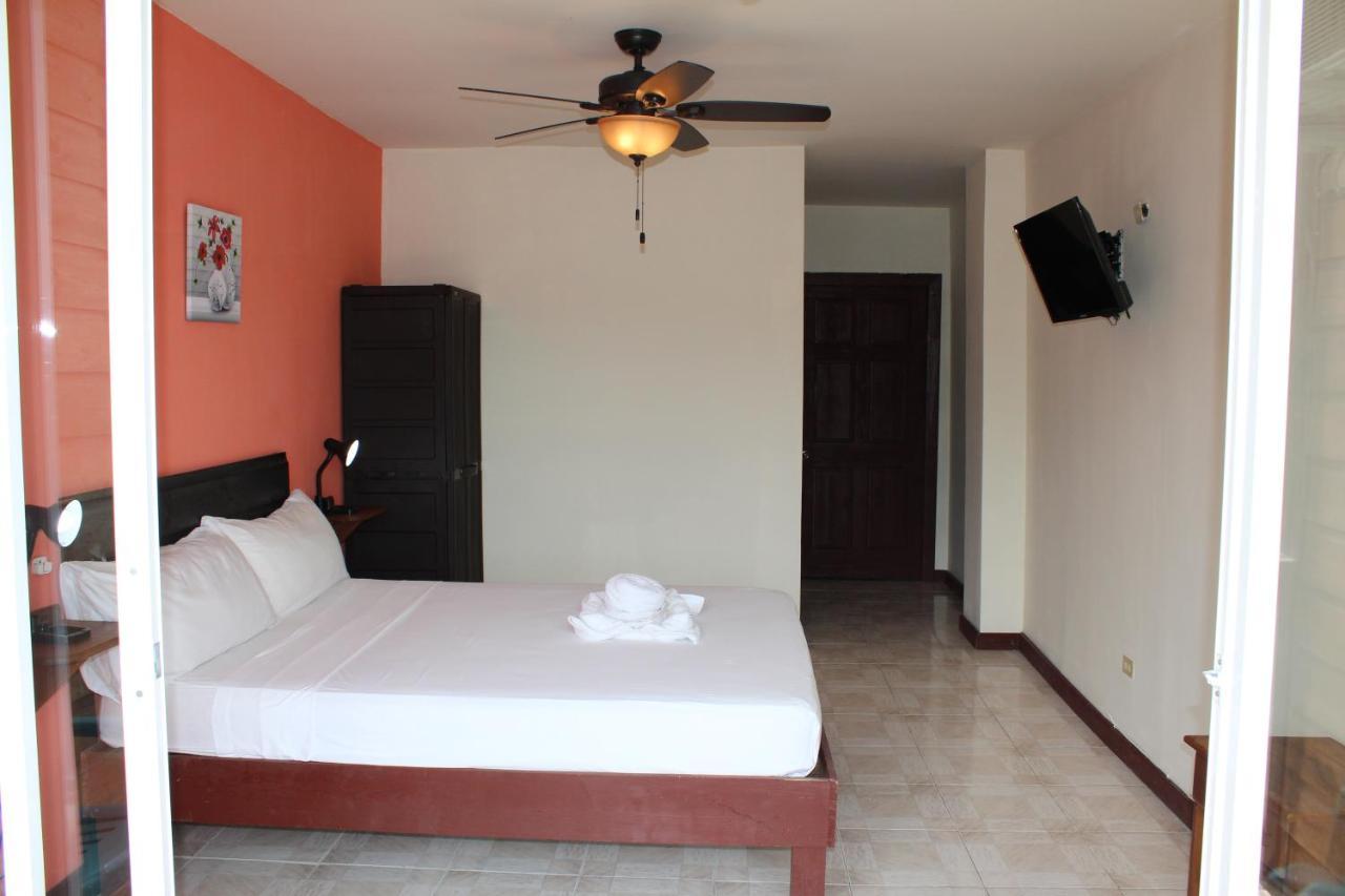 Hotel Los Balcones Over Seas Bocas del Toro Eksteriør bilde