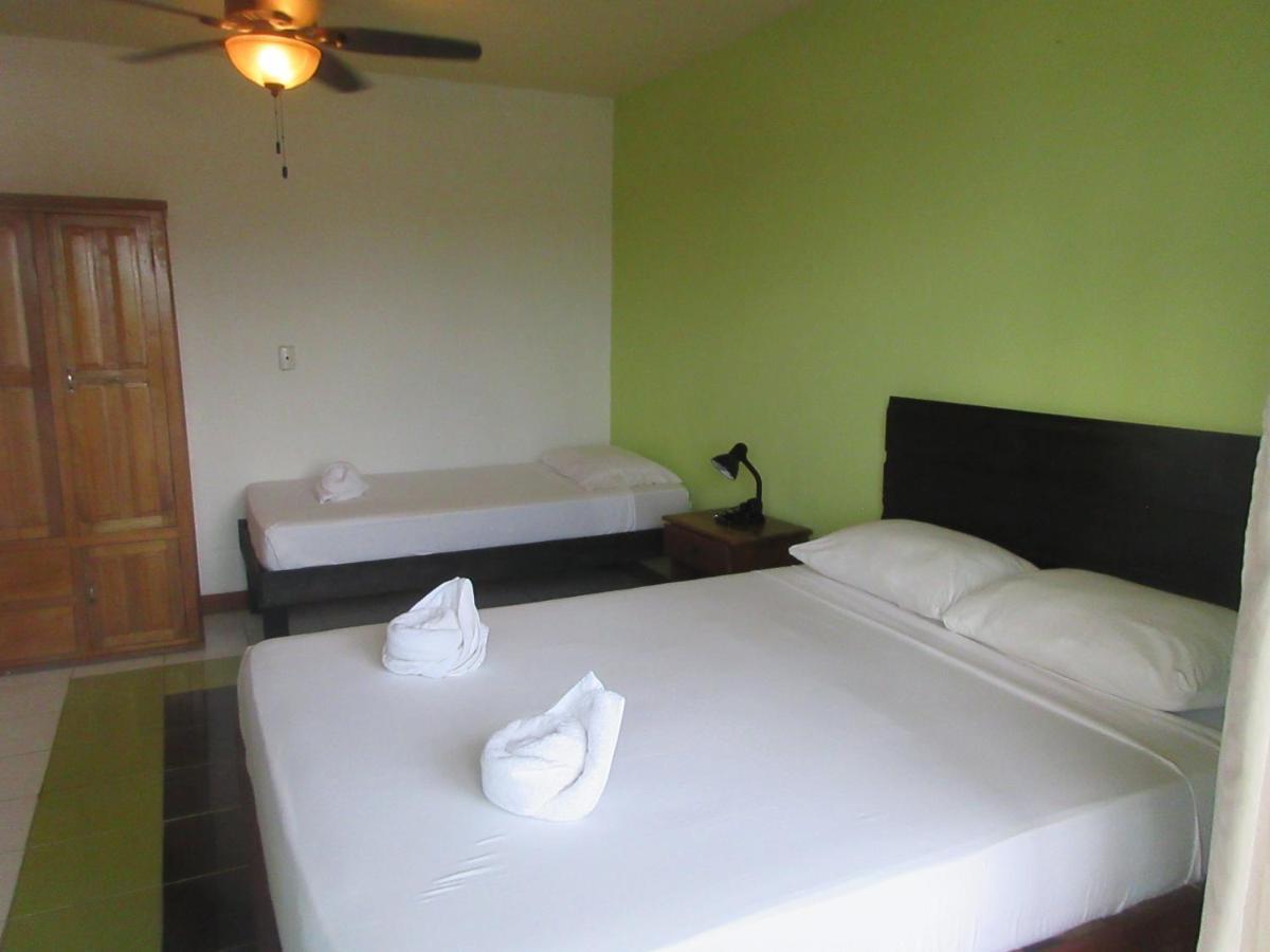 Hotel Los Balcones Over Seas Bocas del Toro Eksteriør bilde